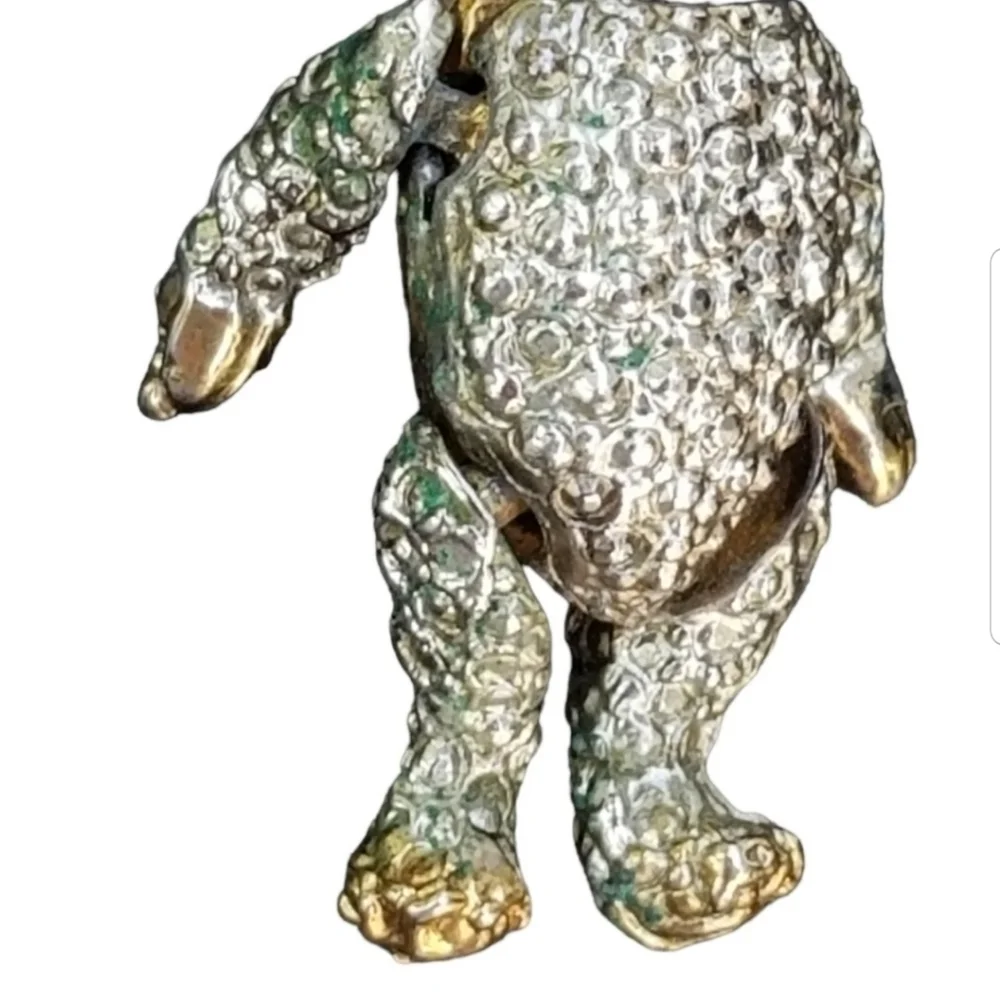 VINTAGE GOLD & SILVERTONED ARTICULATED TEDDY BEAR BROOCH/ PENDANT